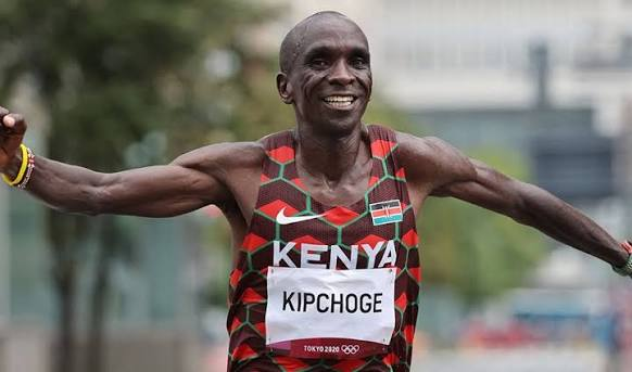 image 2 Eliud Kipchoge và hành trình trở thành biểu tượng vĩ đại của đường chạy marathon thế giới image 2 Eliud Kipchoge và hành trình trở thành biểu tượng vĩ đại của đường chạy marathon thế giới